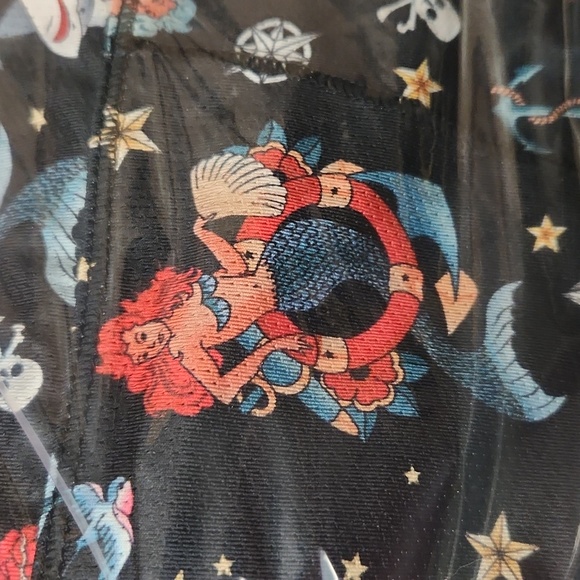 ♥️NWT VINTAGE TORRID BOYSHORT PANTY LOVERS TATTOO HEART PINUP PRINT SIZE 2X - Picture 6 of 10